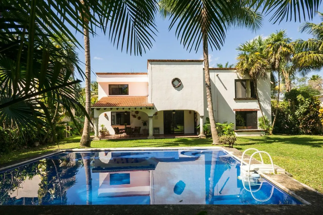 Luxury Casa Campestre In Cancun Bed & Breakfast