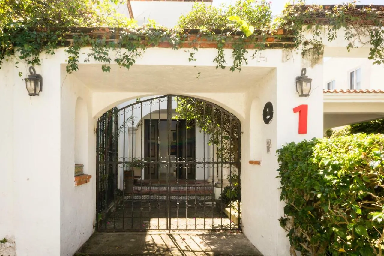 Luxury Casa Campestre In Cancun Bed & Breakfast
